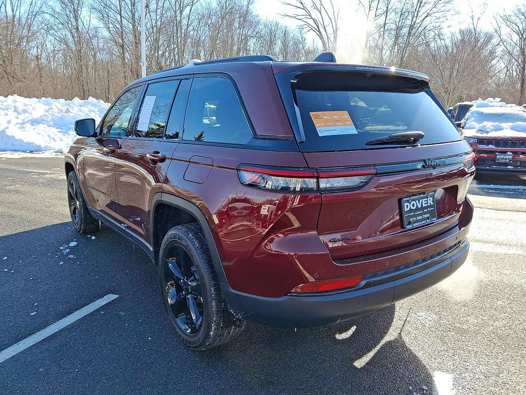 Certified 2024 Jeep Grand Cherokee Altitude image 22