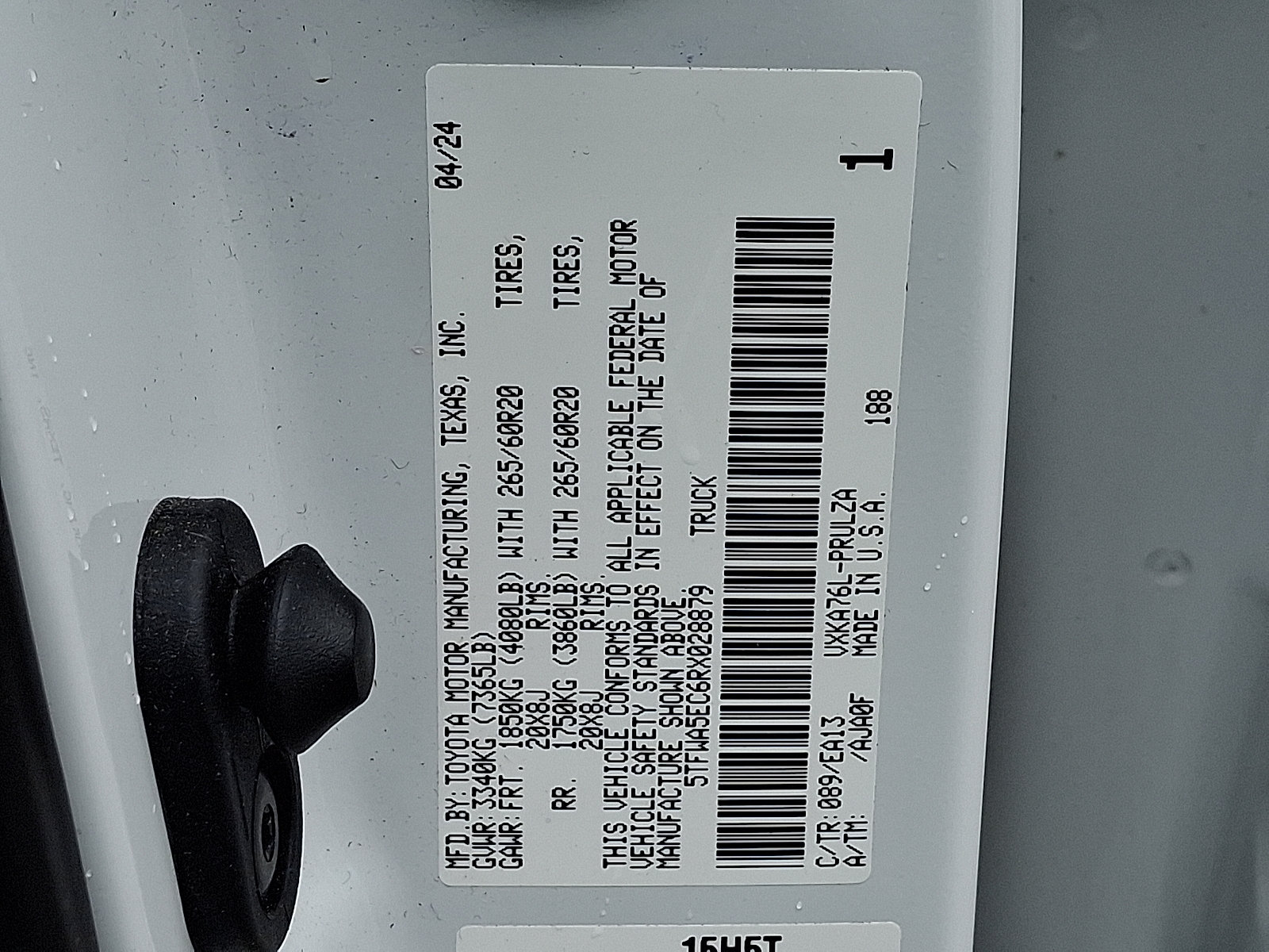 Used 2024 Toyota Tundra Limited AWD/4WD image 28