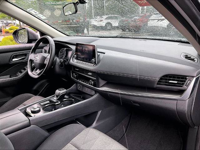 Certified 2025 Nissan Rogue SV AWD/4WD image 14