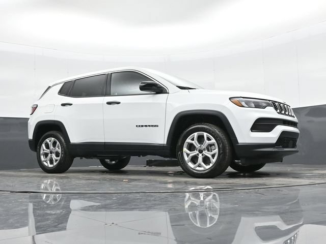 Used 2025 Jeep Compass Sport AWD/4WD image 41