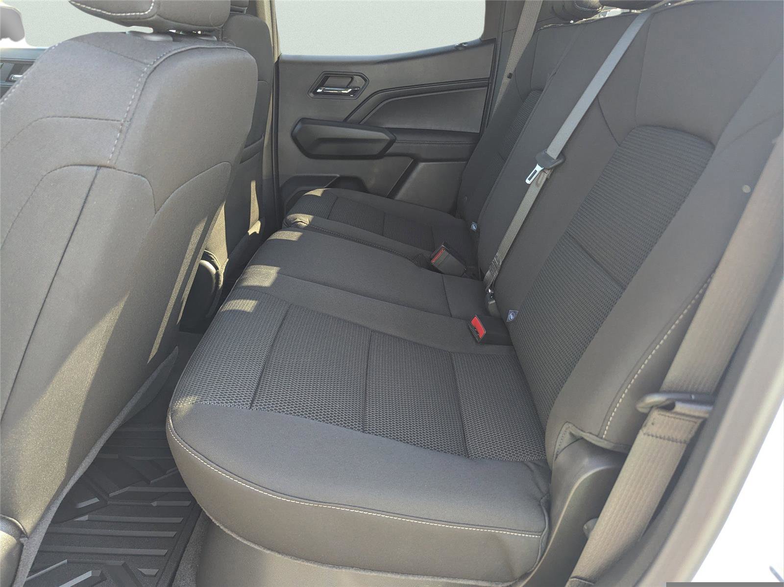 New 2026 GMC Canyon Elevation w/ Convenience Package image 12