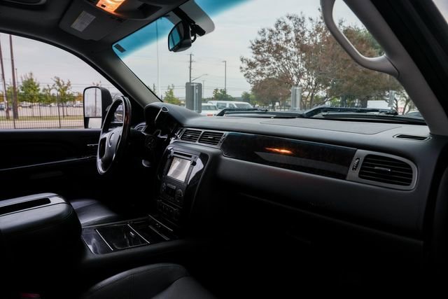 Used 2013 GMC Sierra 3500 Denali image 35