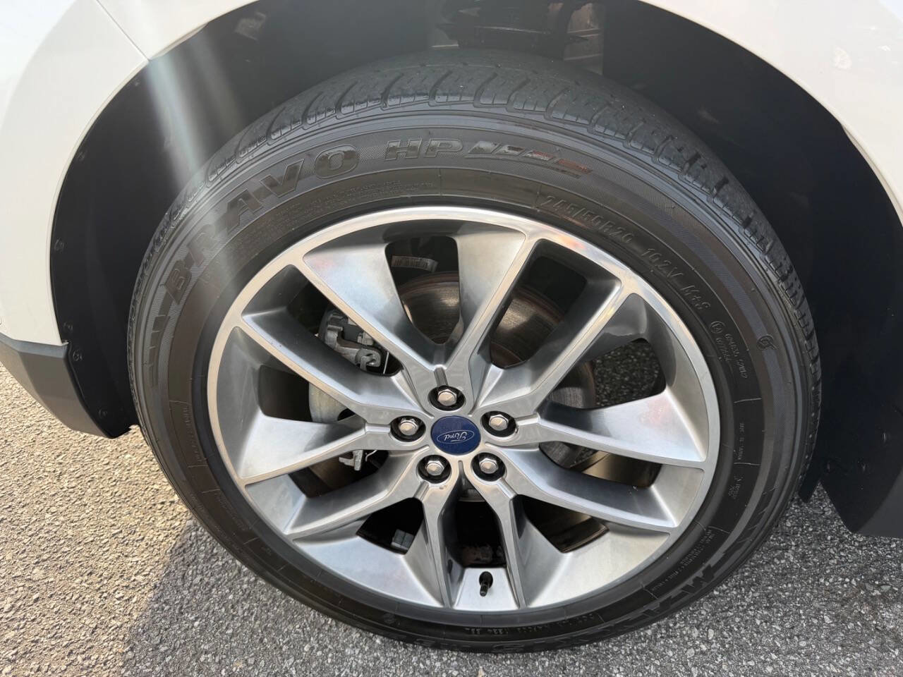 Used 2015 Ford Edge Titanium w/ Equipment Group 302A FWD image 26
