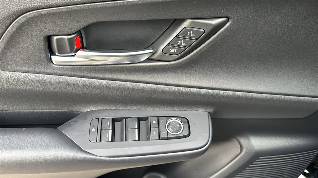 New 2026 Toyota Prius Plug-In Hybrid image 15