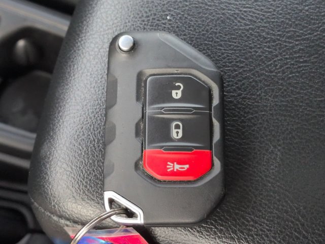 Used 2024 Jeep Wrangler Unlimited Sport AWD/4WD image 27