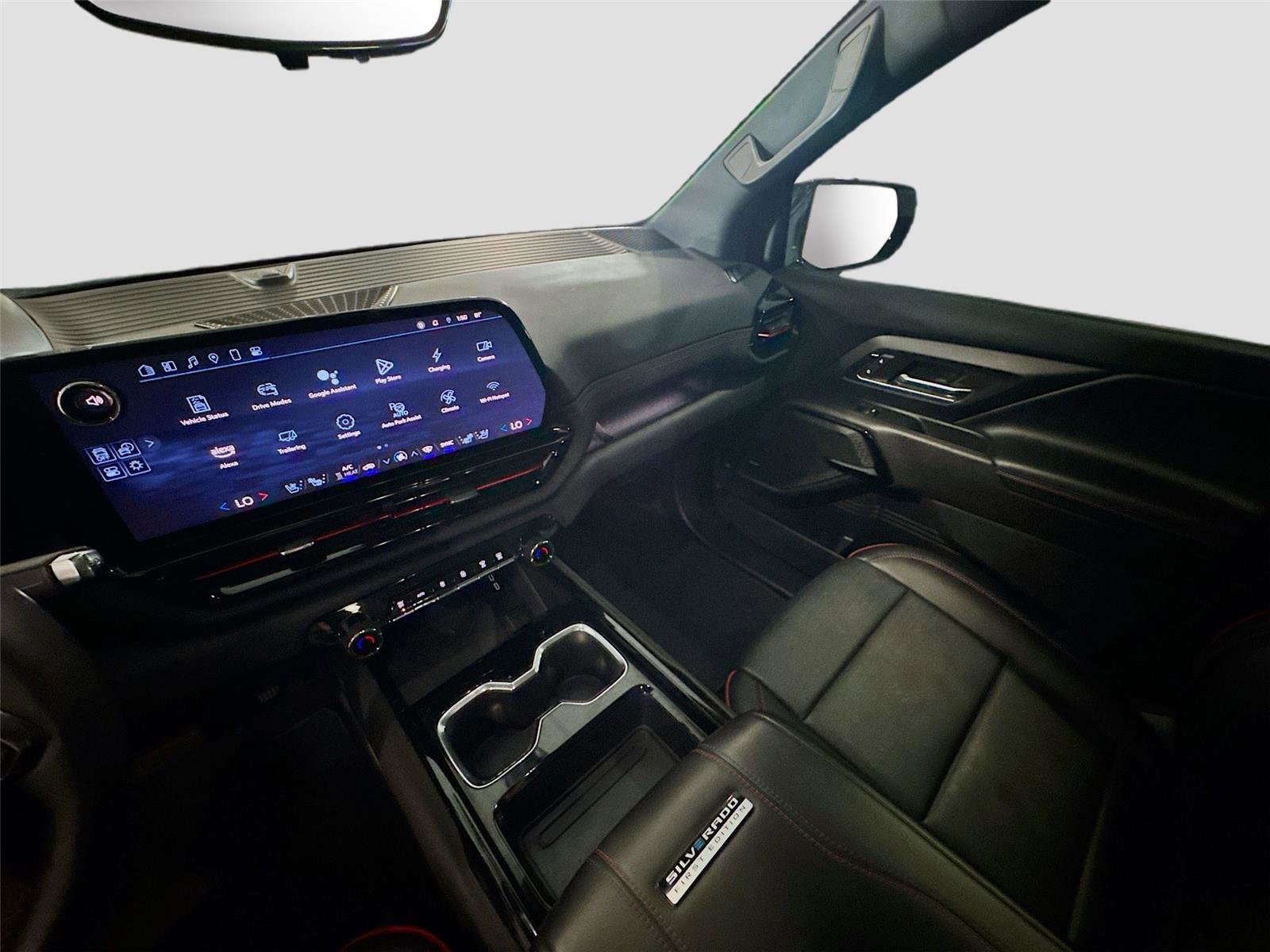 Used 2024 Chevrolet Silverado EV RST image 8