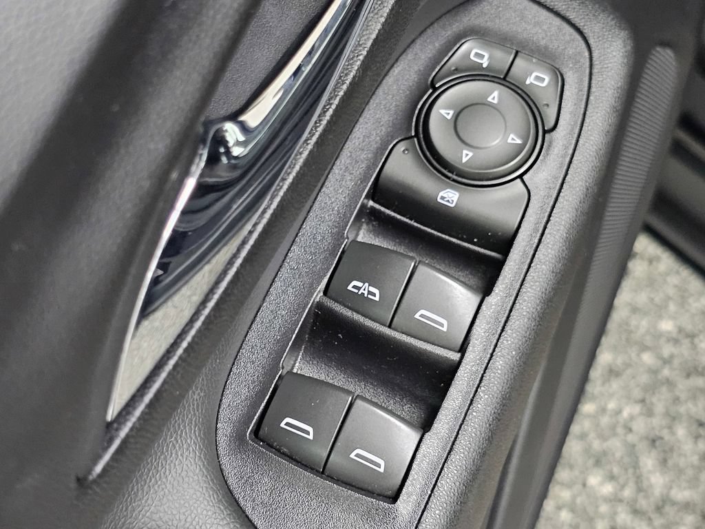 Used 2020 Chevrolet Equinox LT FWD image 29