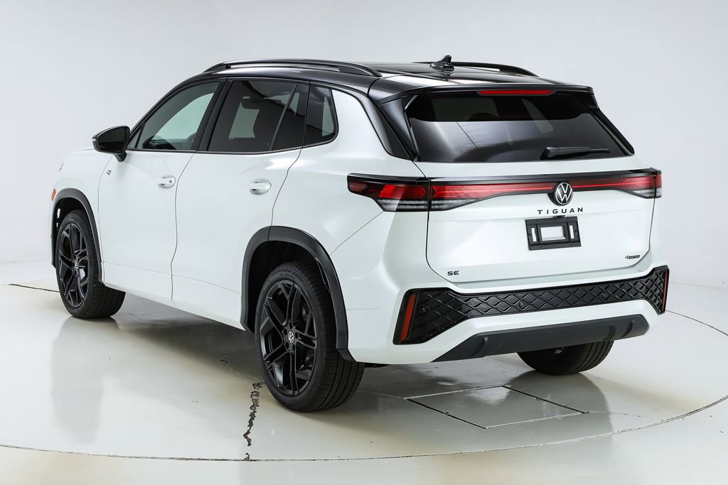 New 2026 Volkswagen Tiguan SE R-Line image 7