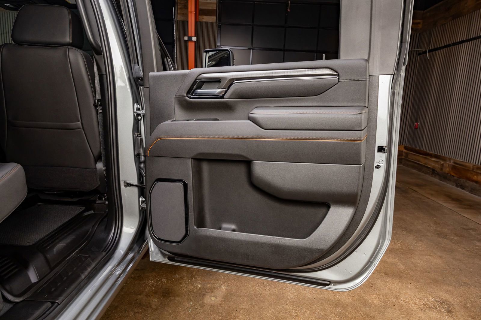 Used 2025 GMC Sierra 2500 AT4 w/ AT4 Premium Plus Package image 38