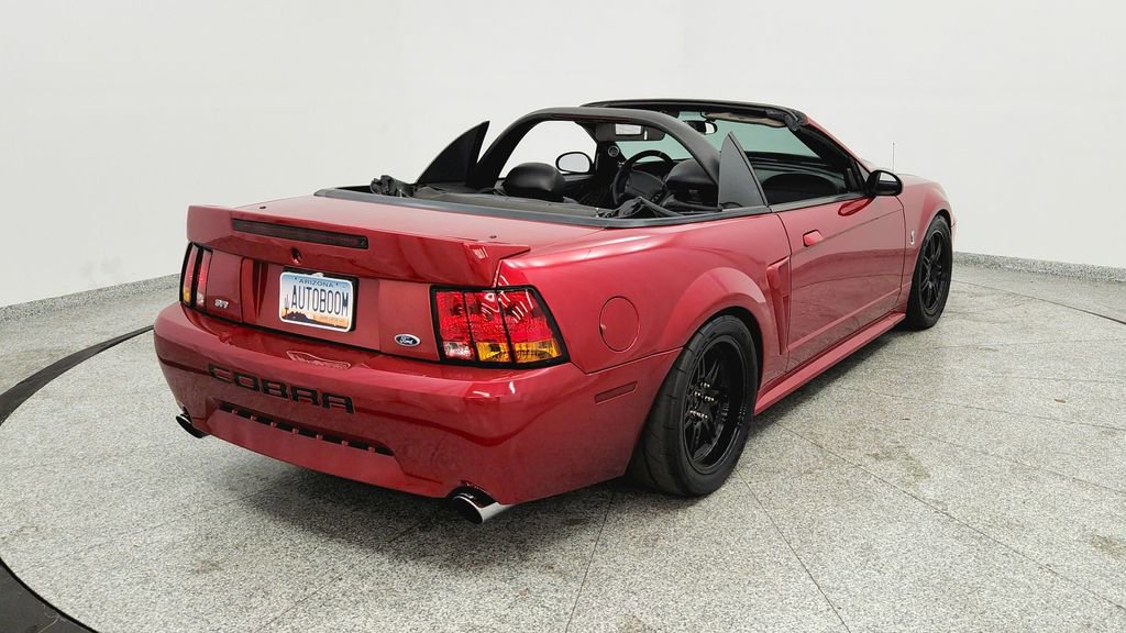 Used 2001 Ford Mustang Cobra RWD image 11