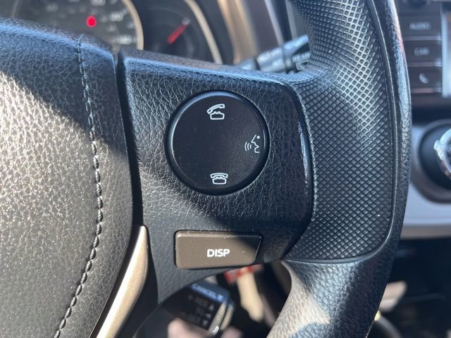 Used 2015 Toyota RAV4 LE image 21