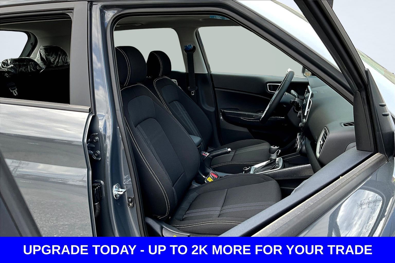 New 2026 Hyundai Venue SEL FWD image 13