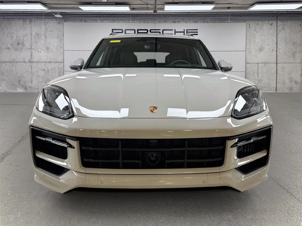 New 2026 Porsche Cayenne AWD/4WD image 6