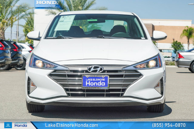 Used 2020 Hyundai Elantra SE w/ Cargo Package (C1) FWD image 3