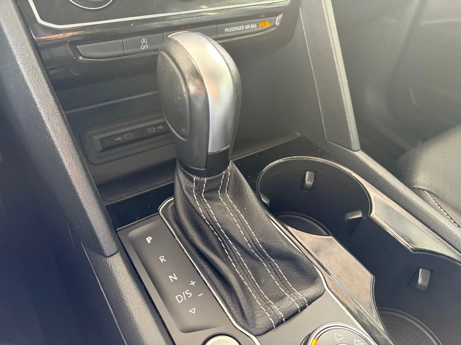 Used 2022 Volkswagen Atlas SE AWD/4WD image 29
