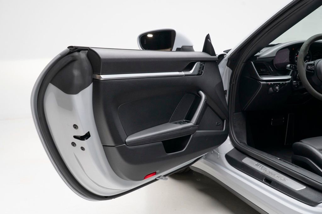 Used 2024 Porsche 911 Targa 4S w/ Premium Package image 20