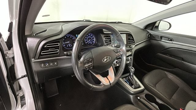 Used 2020 Hyundai Elantra Limited w/ Ultimate Package 03 FWD image 13