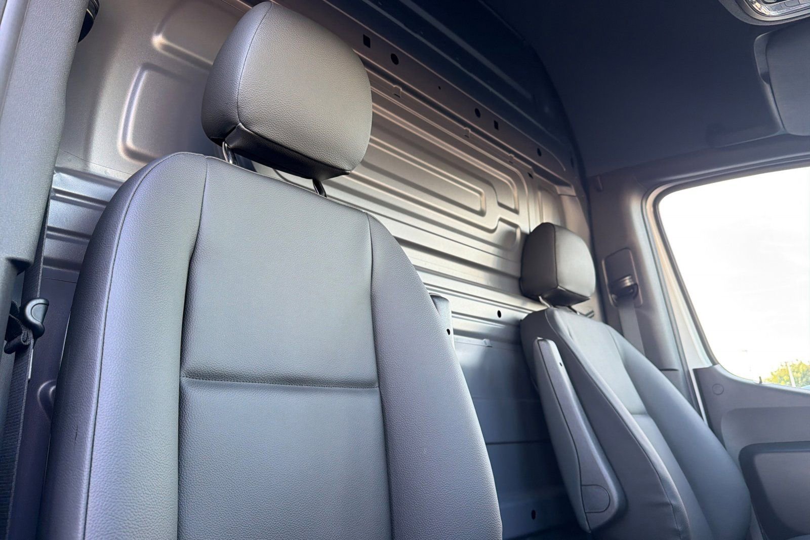 New 2025 Mercedes-Benz Sprinter 2500 image 13