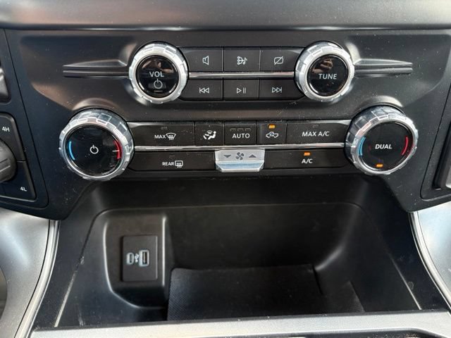 Used 2024 Ford F150 XLT w/ XLT Black Appearance Package AWD/4WD image 31
