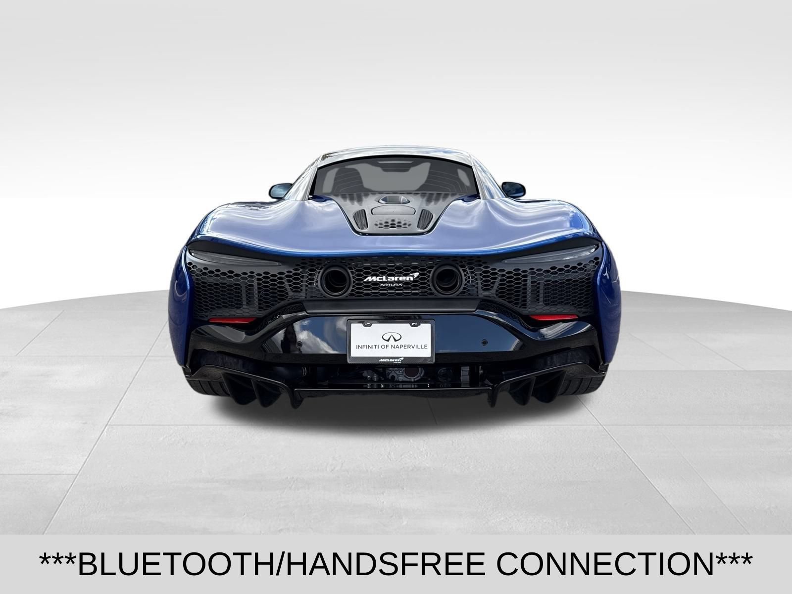 Used 2023 McLaren Artura RWD image 4