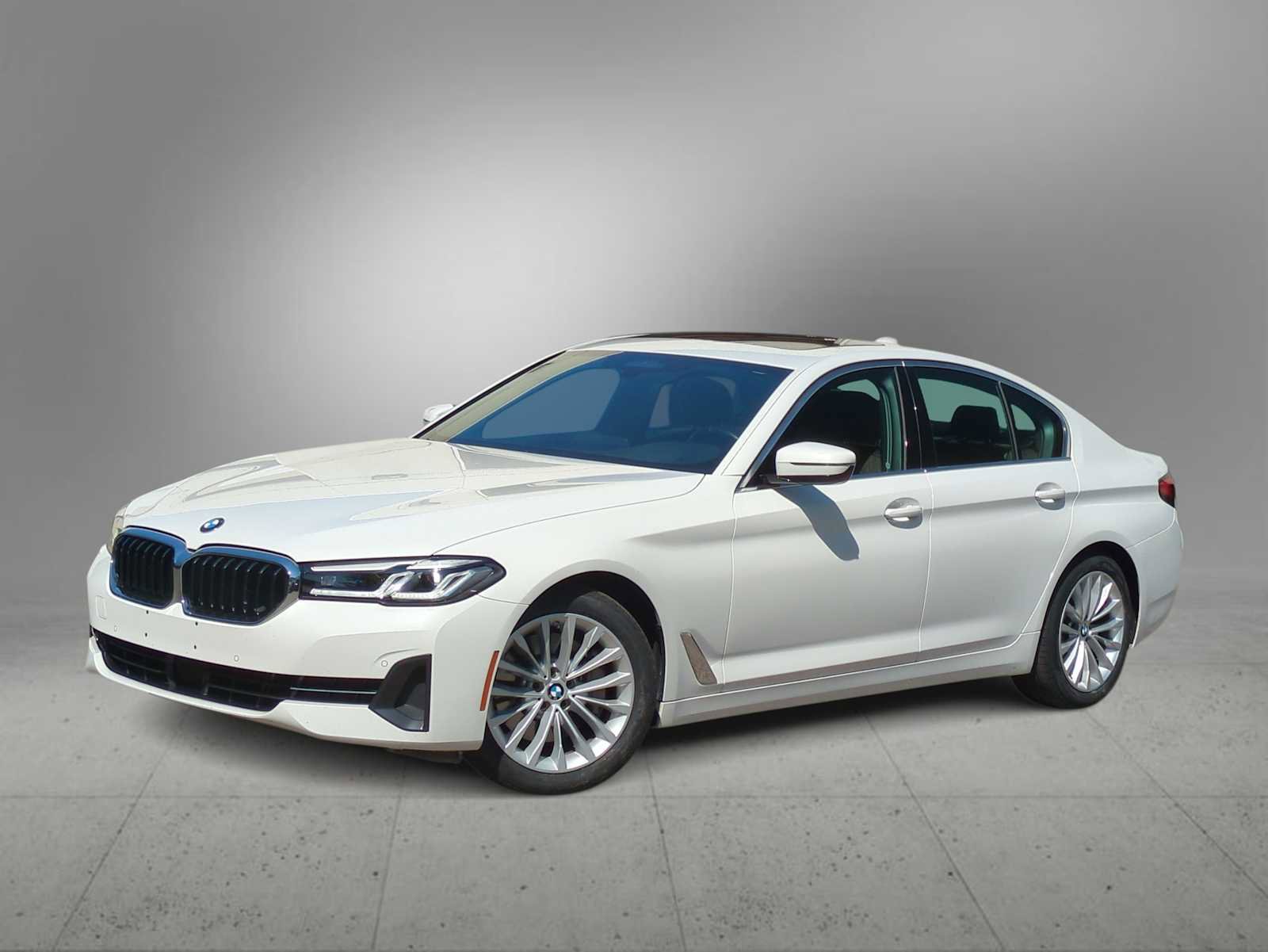 Used 2021 BMW 530i xDrive w/ Premium Package image 1