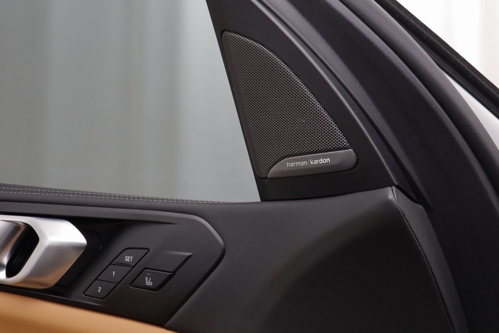 Certified 2026 BMW X5 xDrive40i w/ Climate Comfort Package image 7