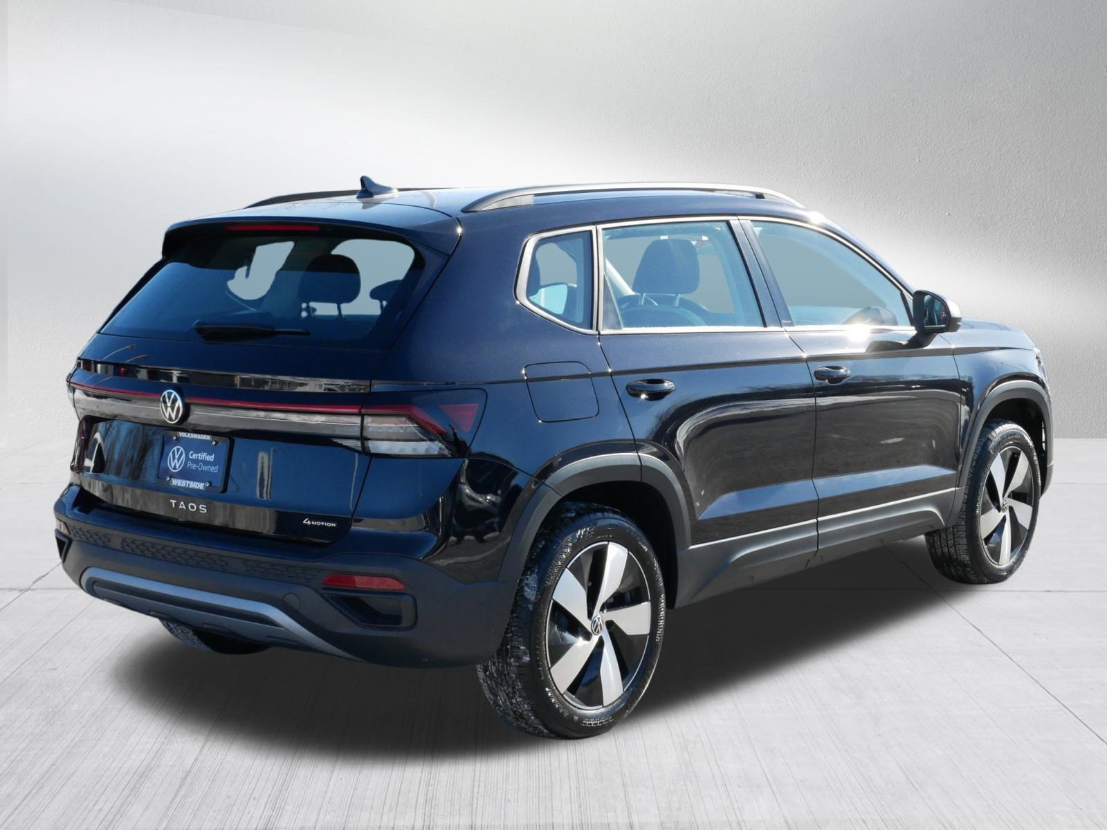 Certified 2025 Volkswagen Taos S image 7