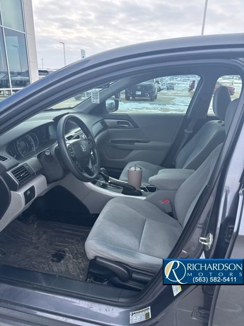 Used 2013 Honda Accord LX image 3