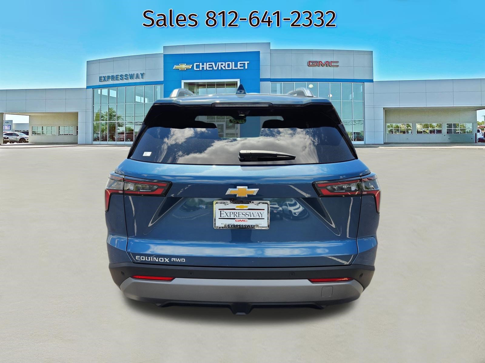 New 2026 Chevrolet Equinox LT AWD/4WD image 4