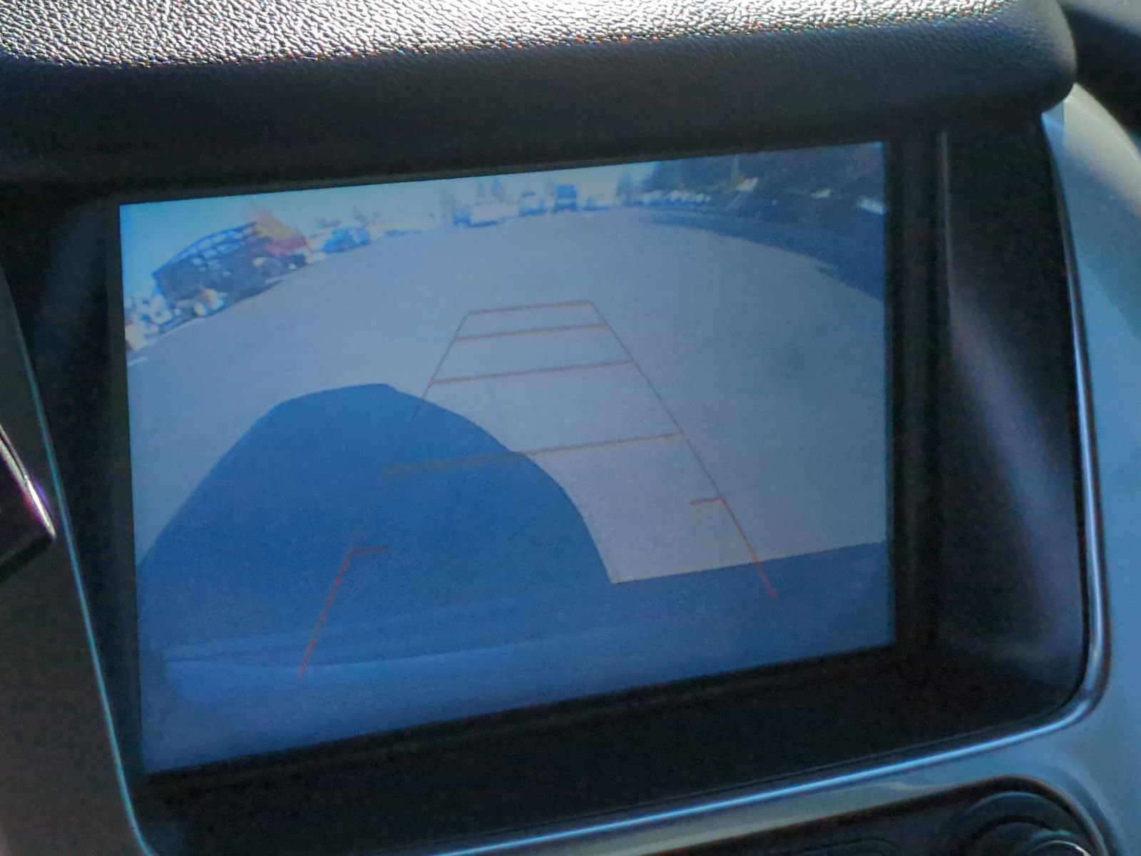 Used 2018 Chevrolet Suburban LT w/ Luxury Package image 18