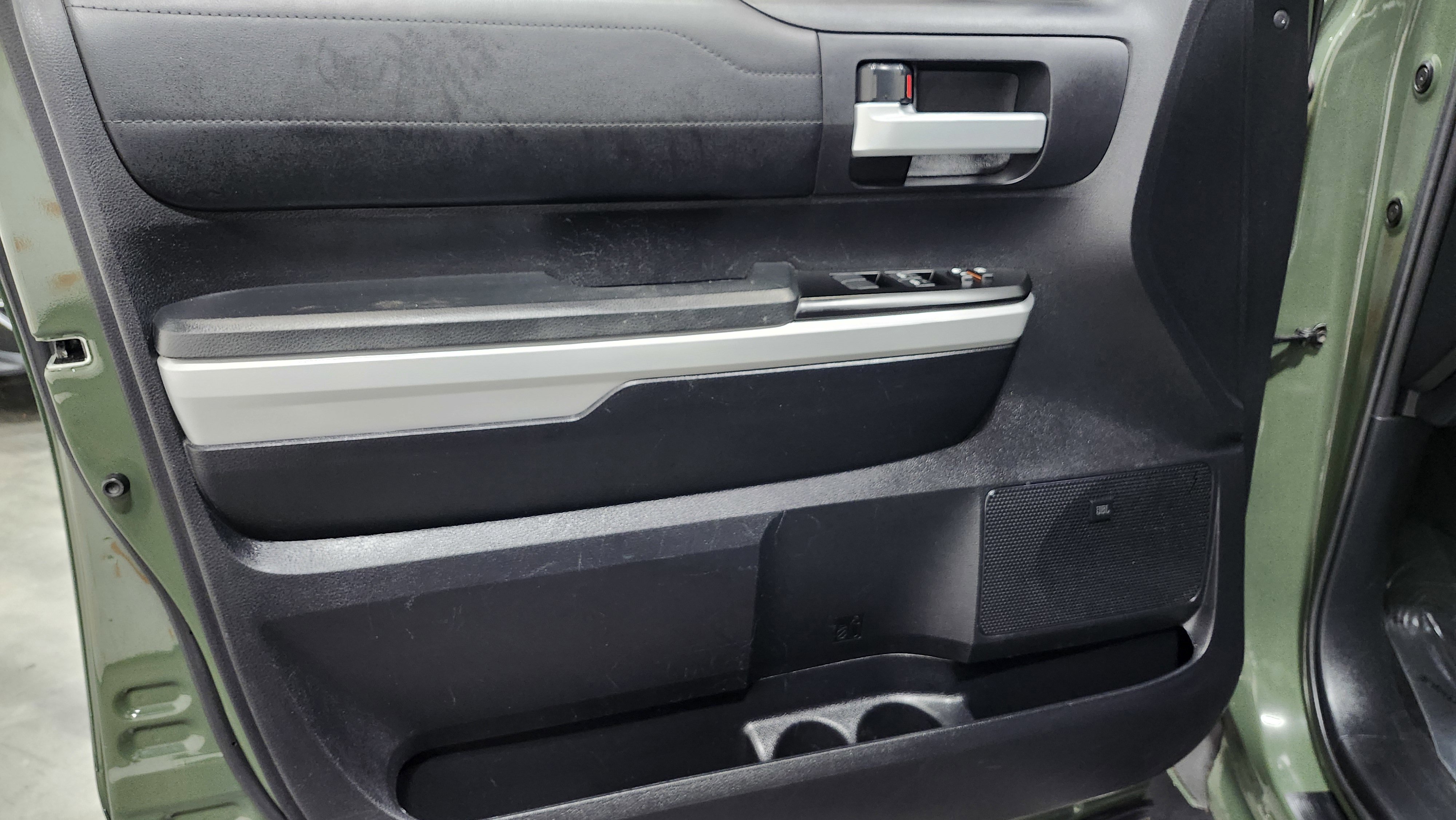 Used 2021 Toyota Tundra Limited image 22