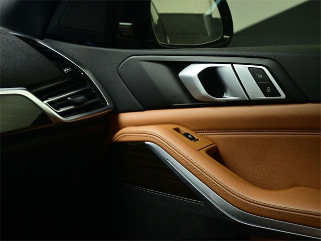 Used 2019 BMW X5 xDrive40i w/ Convenience Package image 31