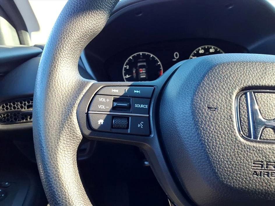 Used 2024 Honda HR-V LX image 29