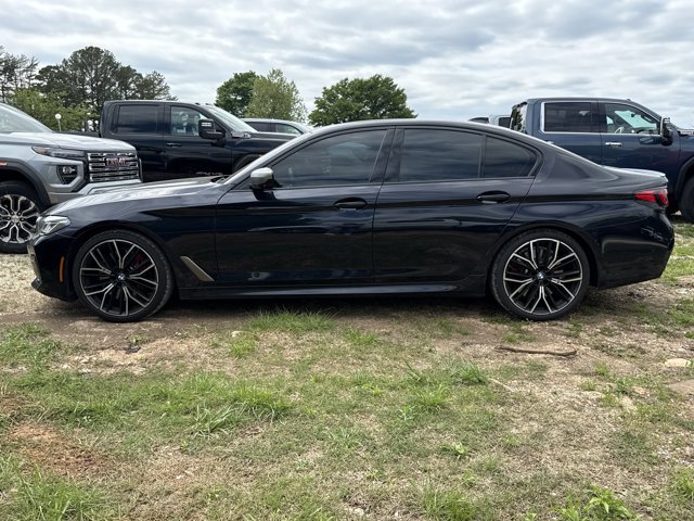 Used 2021 BMW M550i xDrive w/ Dynamic Handling Package image 2