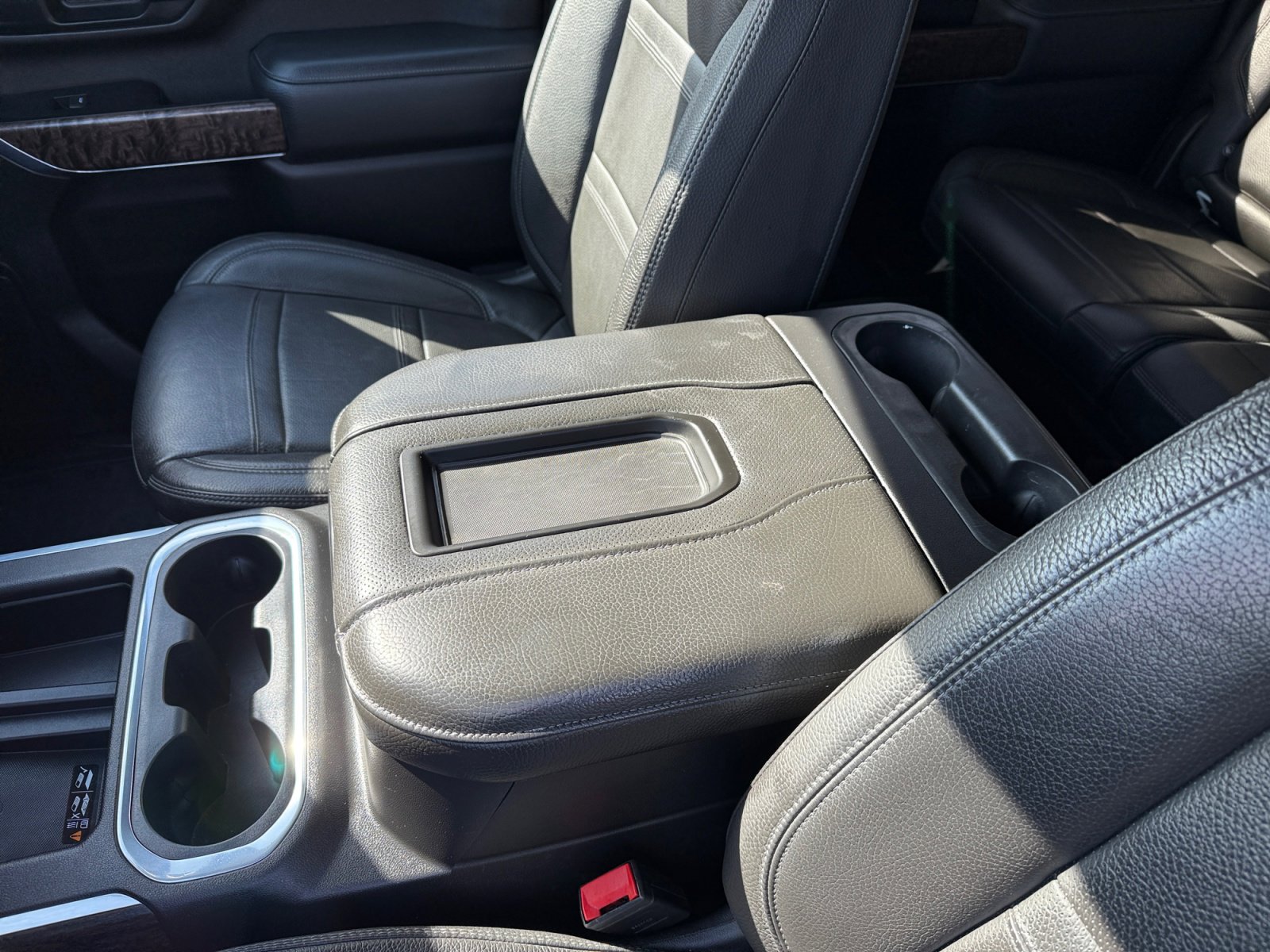 Used 2020 GMC Sierra 2500 Denali w/ Denali Ultimate Package image 14