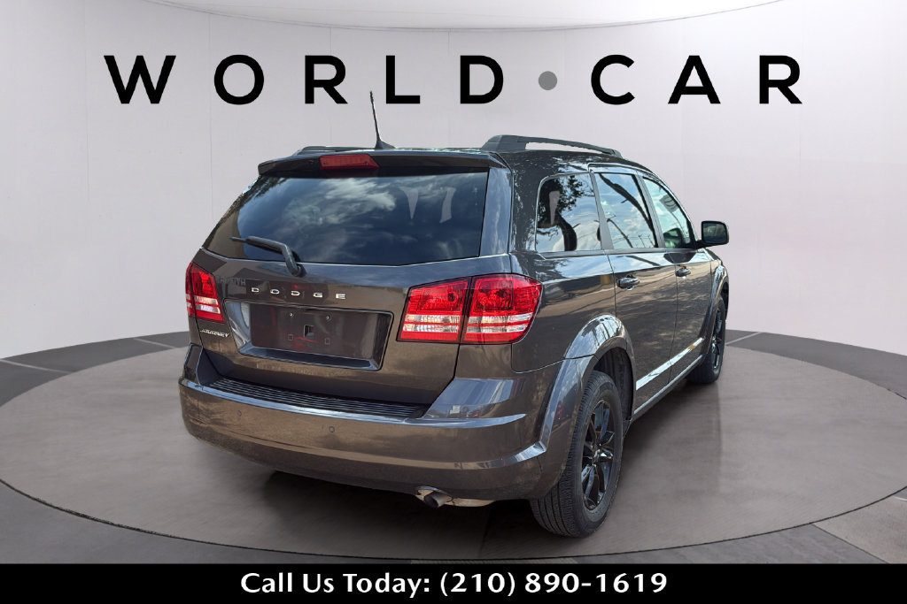 Used 2020 Dodge Journey SE w/ SE Popular Equipment Group FWD image 17
