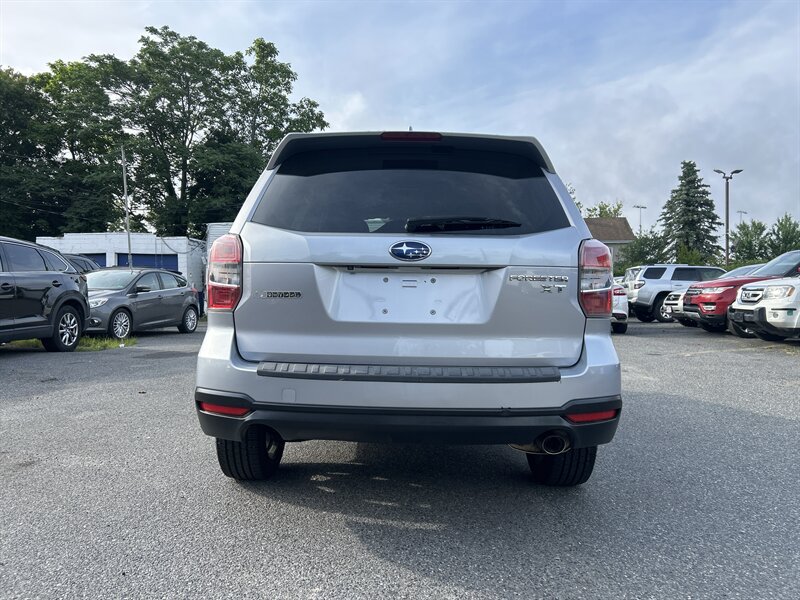 Used 2016 Subaru Forester 2.0XT Premium AWD/4WD image 5
