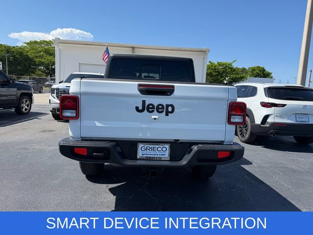 Used 2022 Jeep Gladiator Sport AWD/4WD image 6