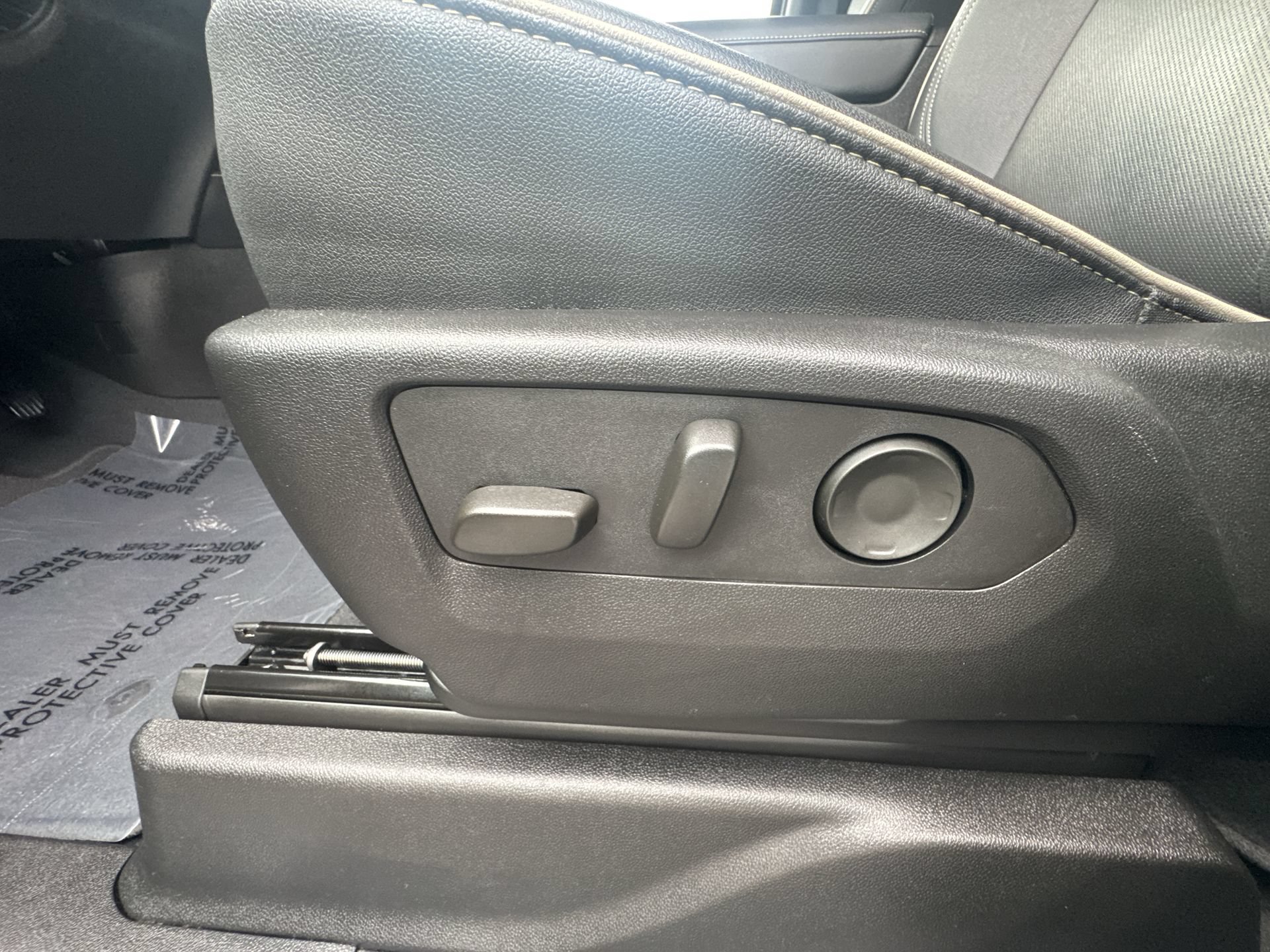 Certified 2024 Chevrolet Suburban Premier AWD/4WD image 14