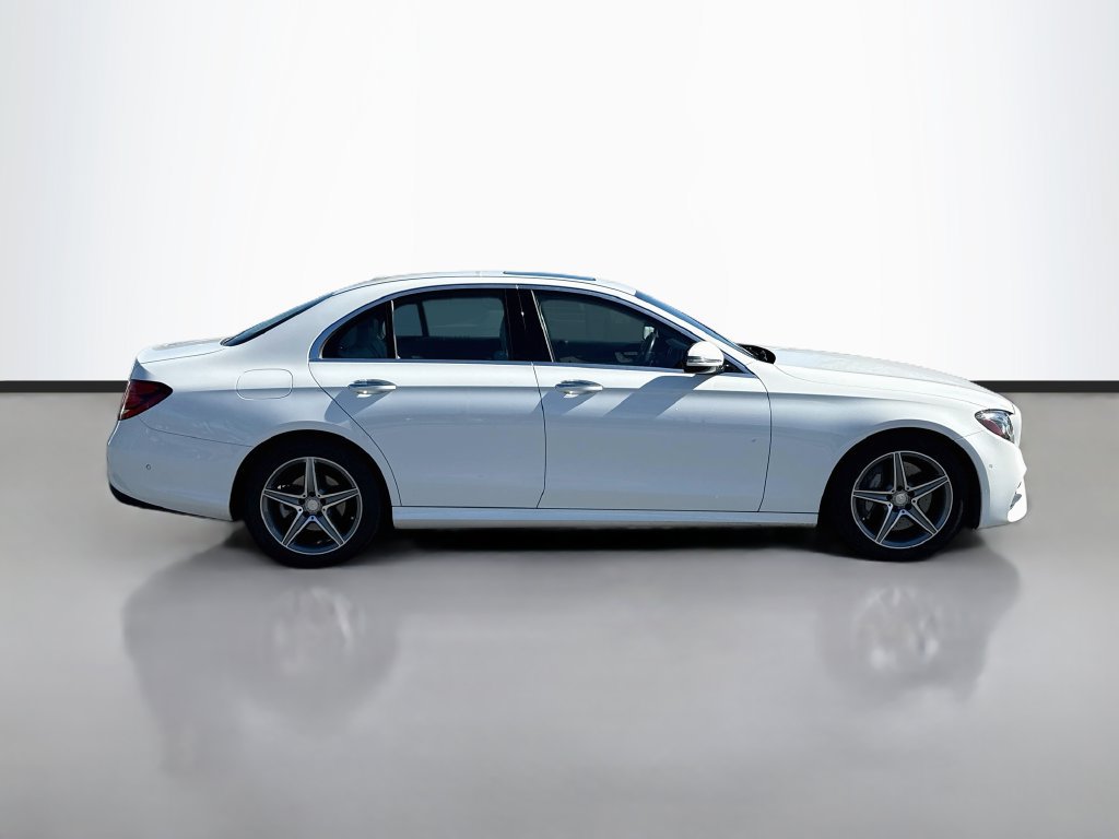 Used 2017 Mercedes-Benz E 300 4MATIC image 8