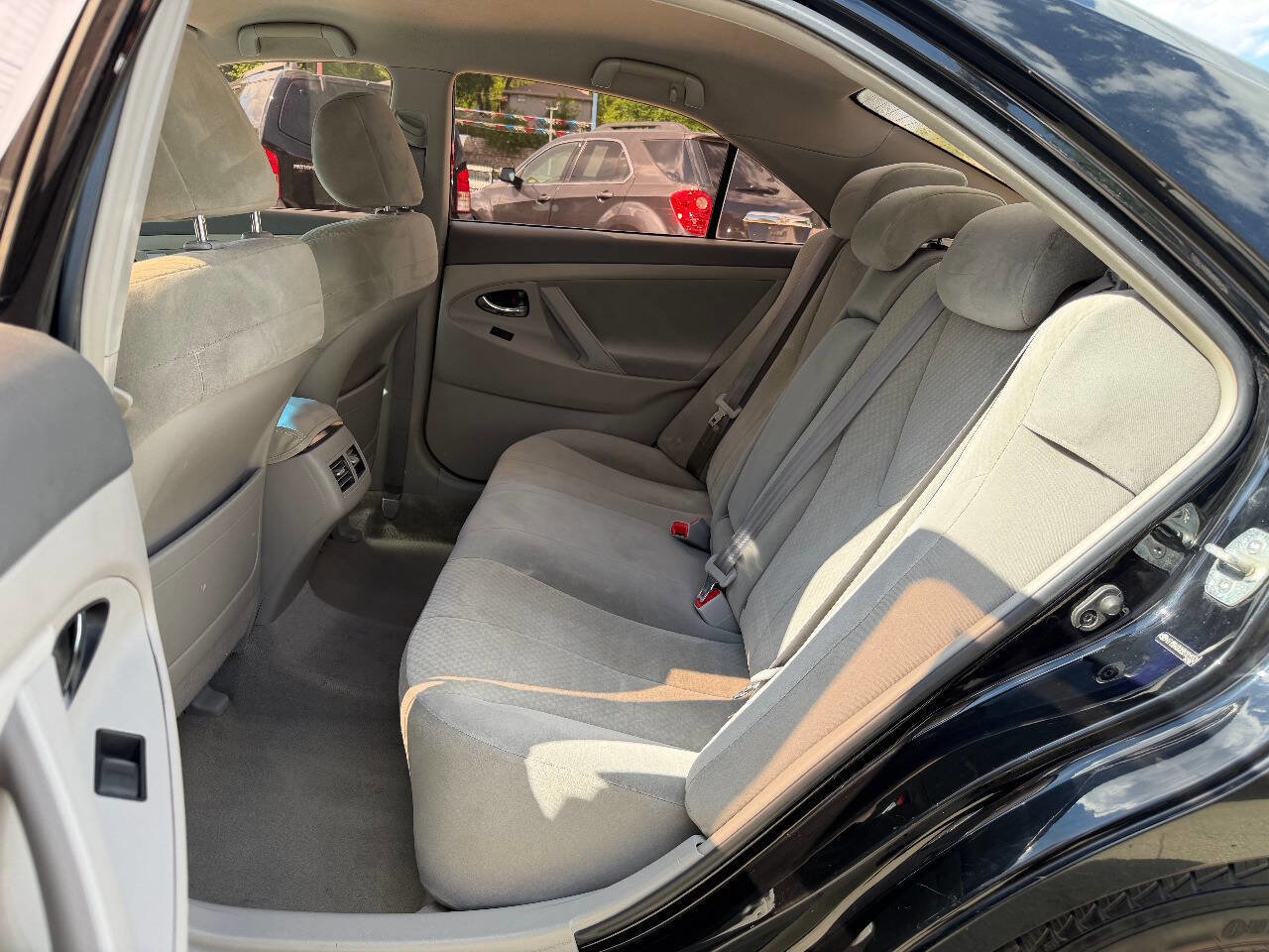 Used 2009 Toyota Camry Hybrid FWD image 12