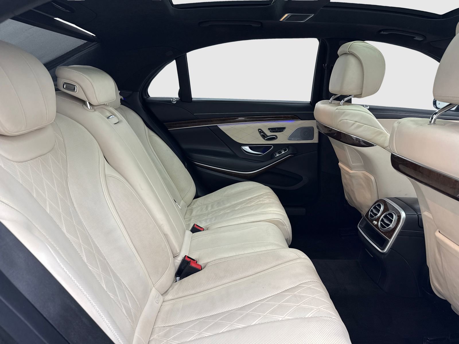 Used 2015 Mercedes-Benz S 550 4MATIC Sedan image 46