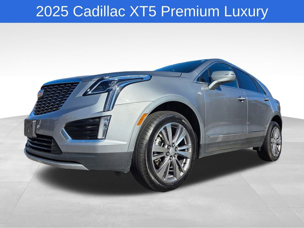 Used 2025 Cadillac XT5 Premium Luxury image 10