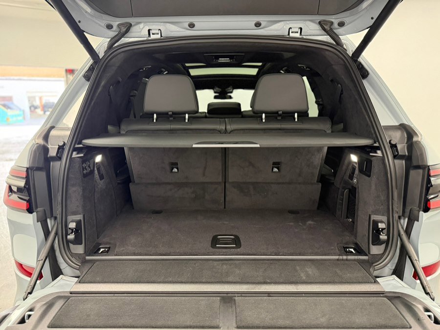 Used 2026 BMW X7 xDrive40i w/ Executive Package image 20