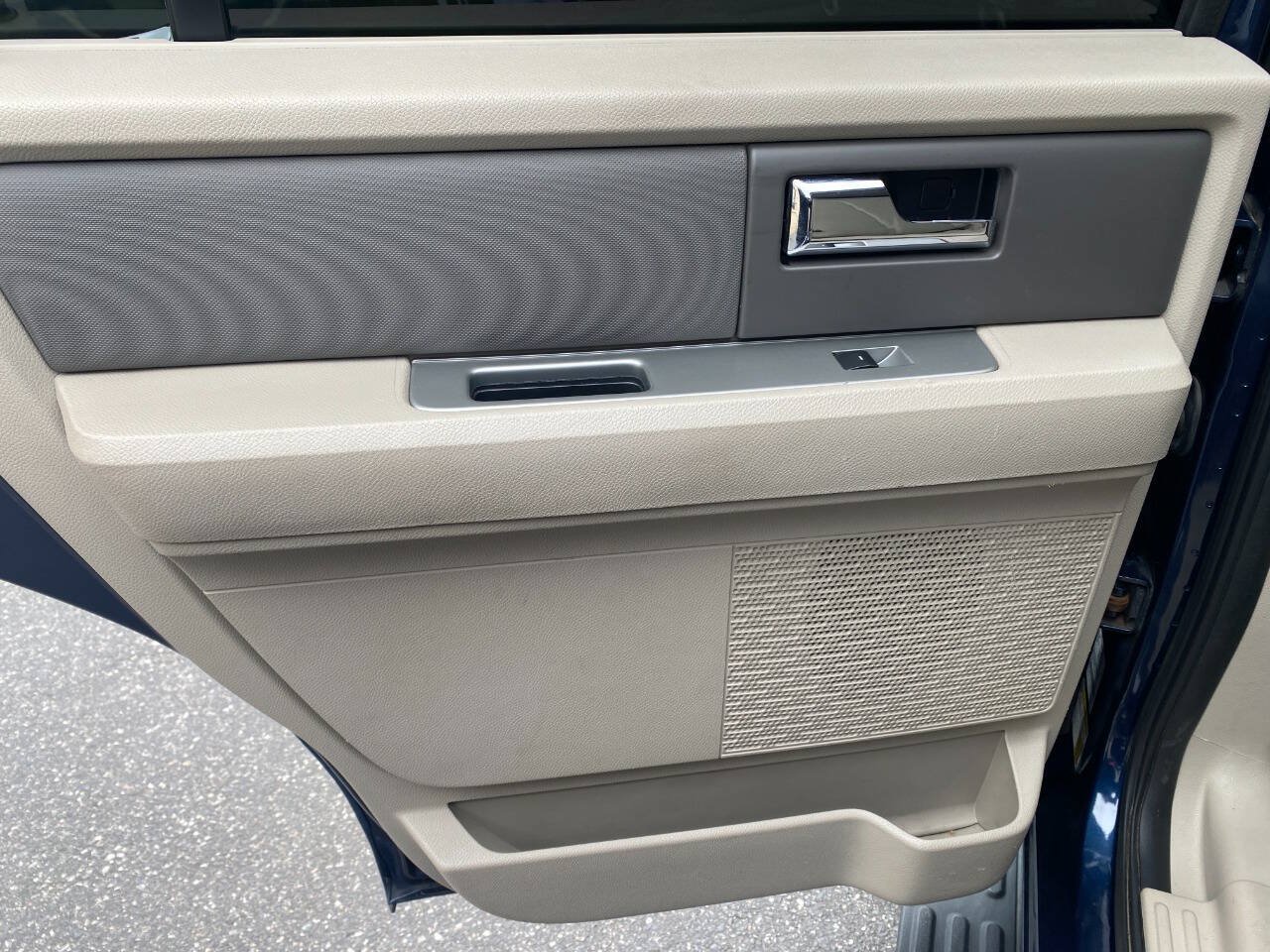 Used 2014 Ford Expedition XL AWD/4WD image 21