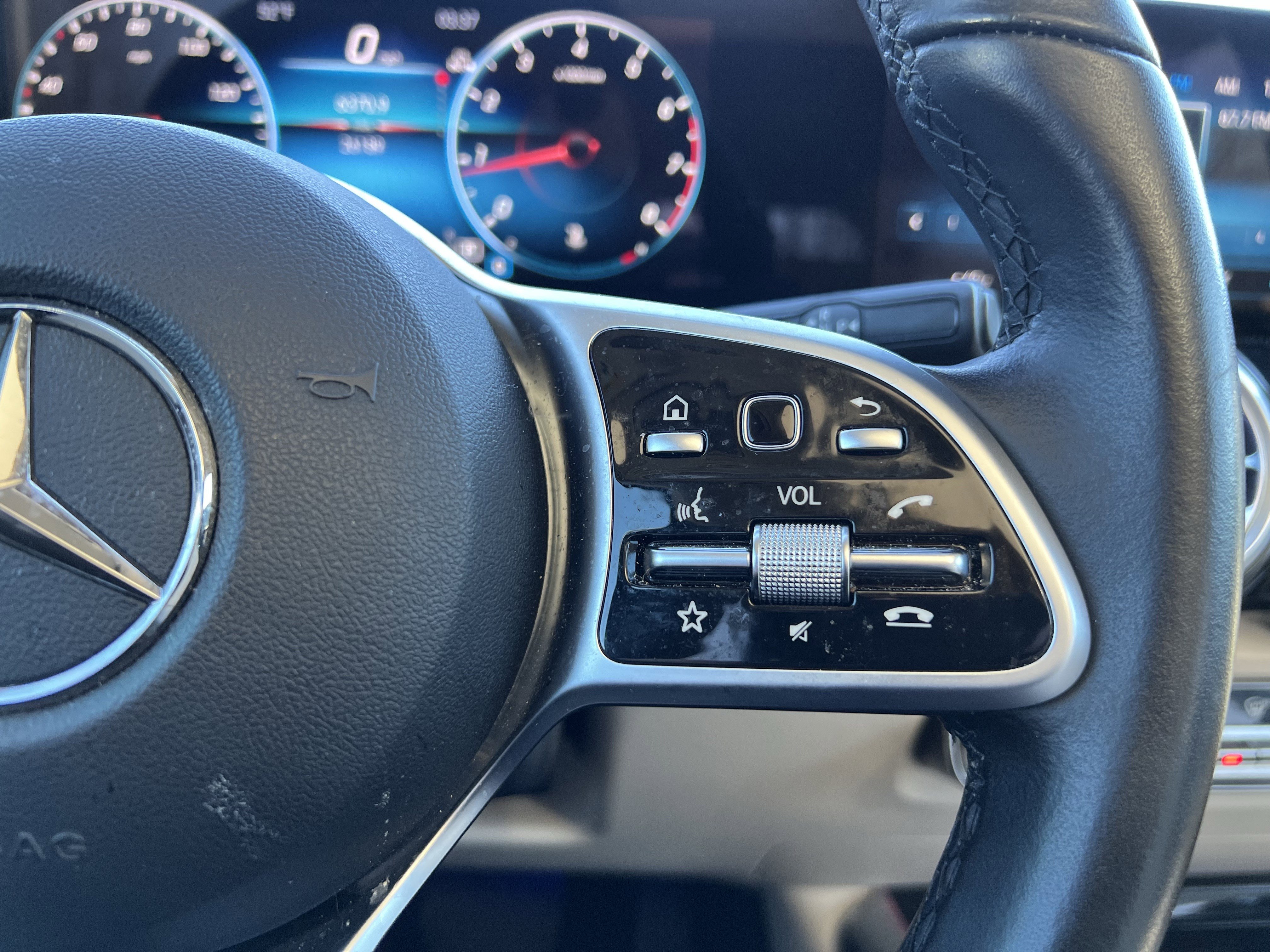 Certified 2023 Mercedes-Benz GLB 250 image 20