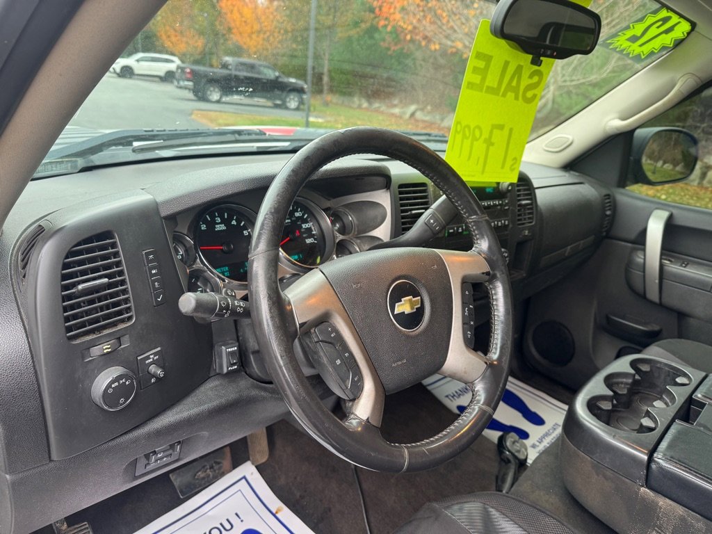 Used 2012 Chevrolet Silverado 2500 LT w/ Interior Plus Package image 7