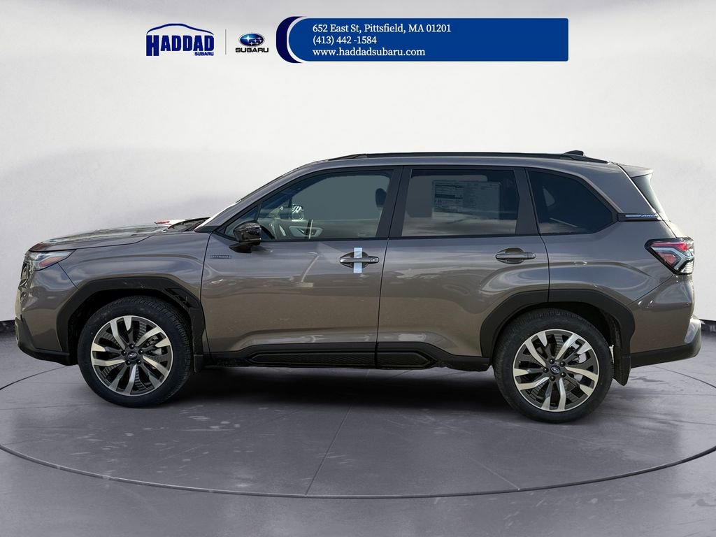 New 2025 Subaru Forester Touring image 2