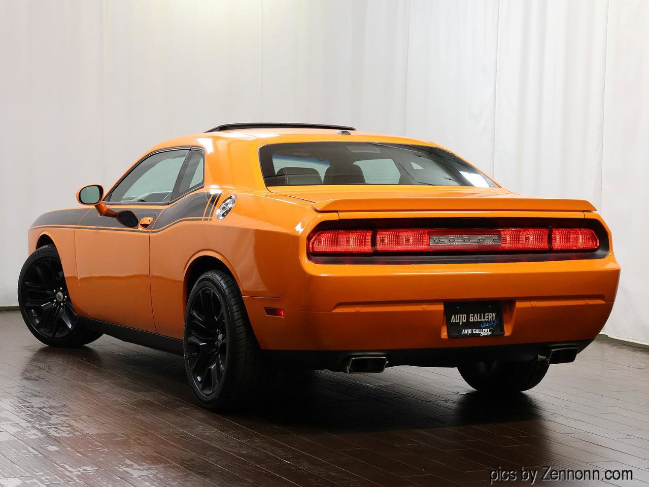 Used 2014 Dodge Challenger R/T Plus RWD image 14