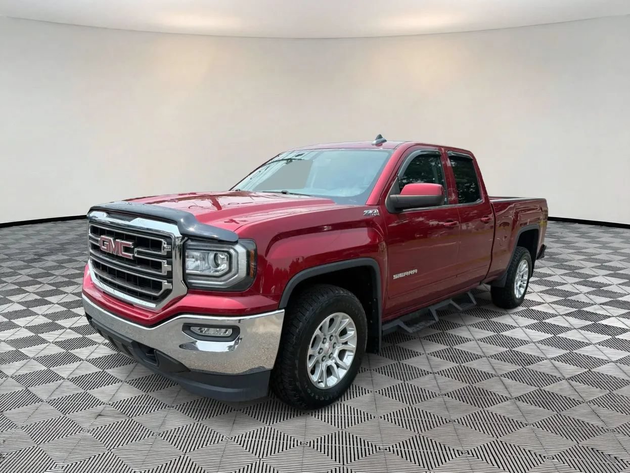 Used 2018 GMC Sierra 1500 SLE w/ SLE Value Package AWD/4WD image 3